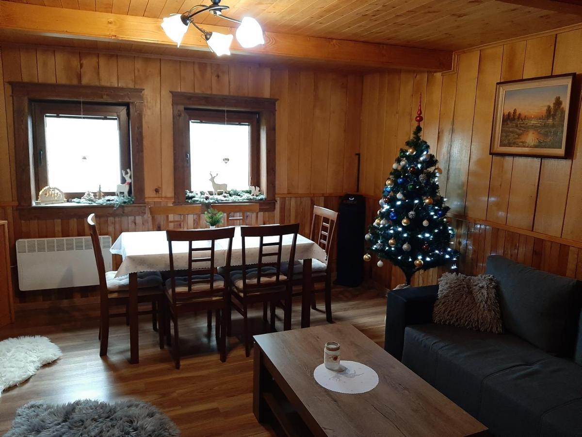 Andrea- Neakceptujeme Mlade Partie Villa Terchová Buitenkant foto