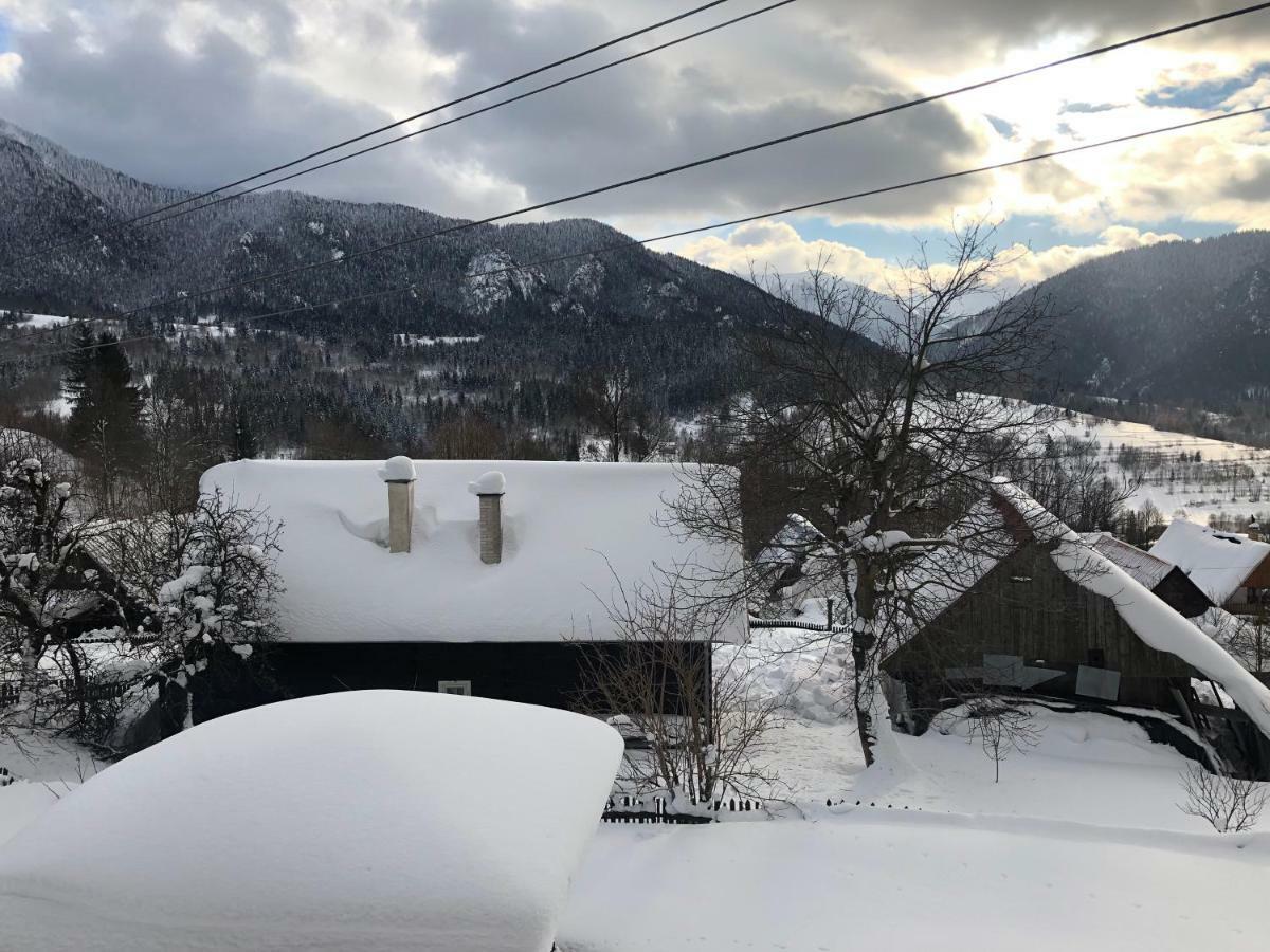 Andrea- Neakceptujeme Mlade Partie Villa Terchová Buitenkant foto