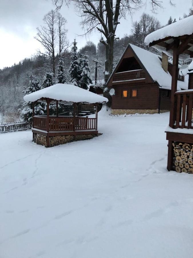 Andrea- Neakceptujeme Mlade Partie Villa Terchová Buitenkant foto